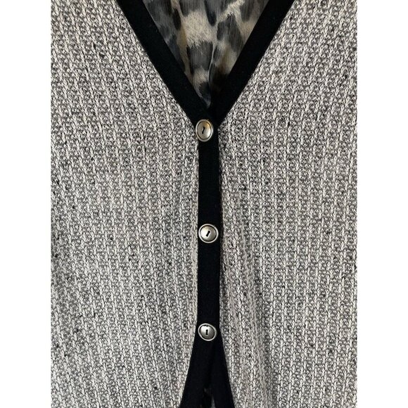 JULI’S CLOSET 3/4 Sleeve Womens Cardigan Sweater Black/Gray Leopard Print Size L - Picture 3 of 6